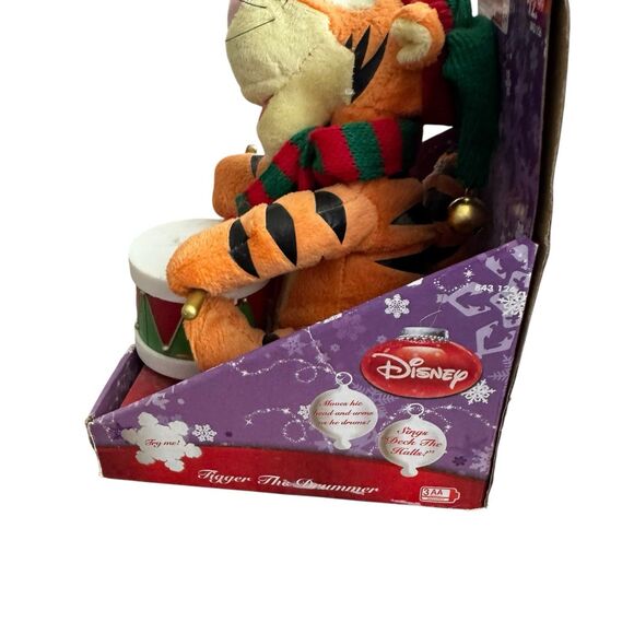 Tigger Drummer Gemmy Disney 7” Christmas Plush “Deck The Halls” NWT Xmas 2008 - Picture 5 of 10